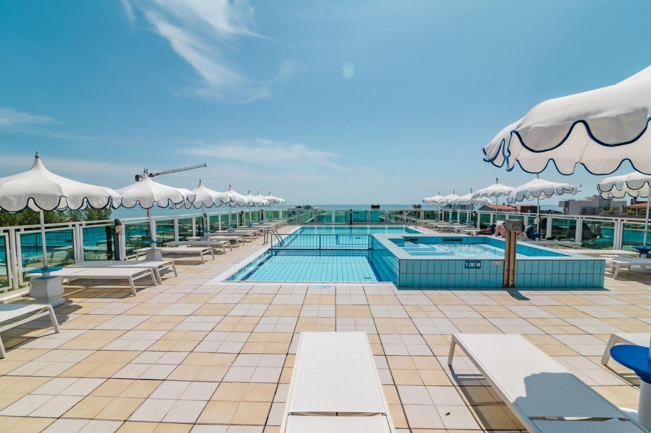 Hotel Colombo Lido di Jesolo Exteriér fotografie