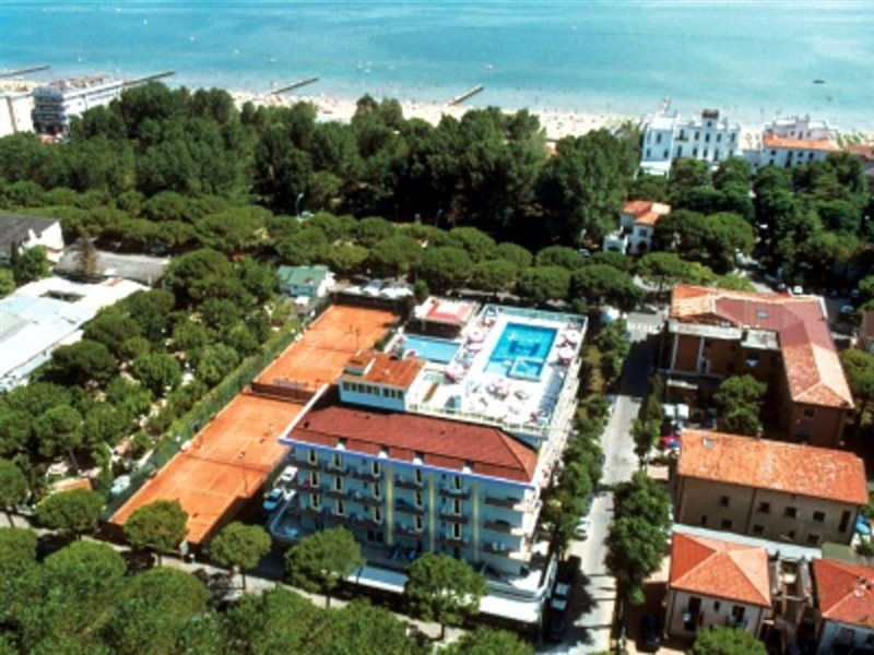 Hotel Colombo Lido di Jesolo Exteriér fotografie